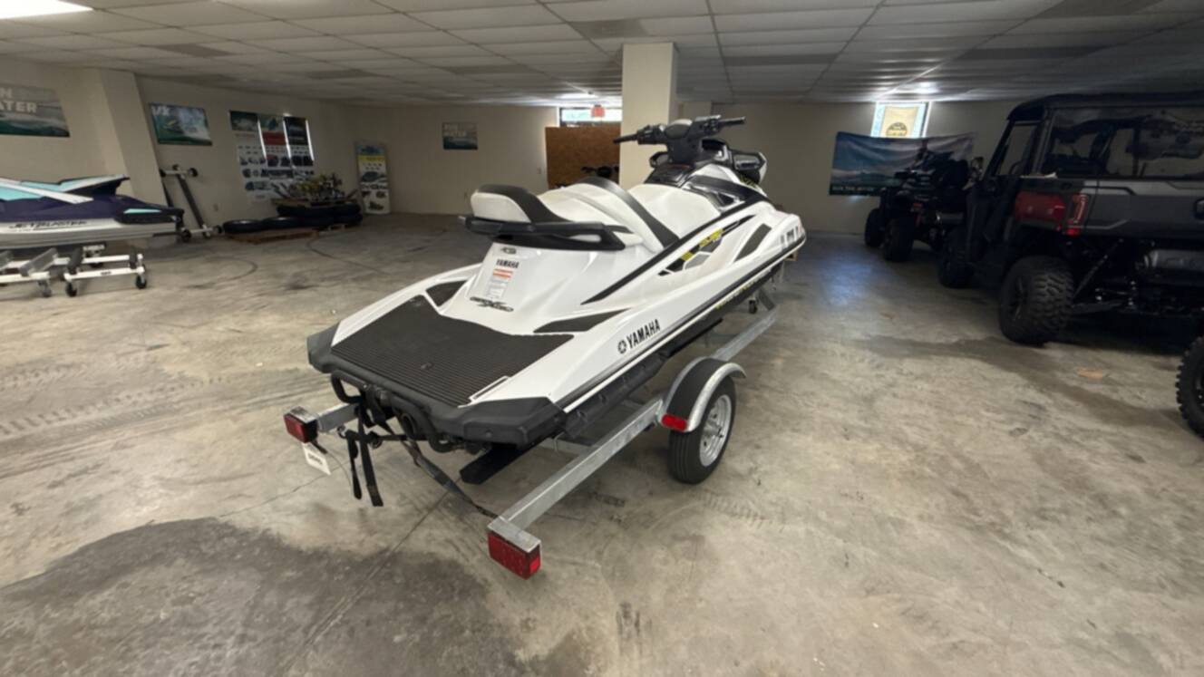 A photo of this 2017 Yamaha VX Cruiser HO