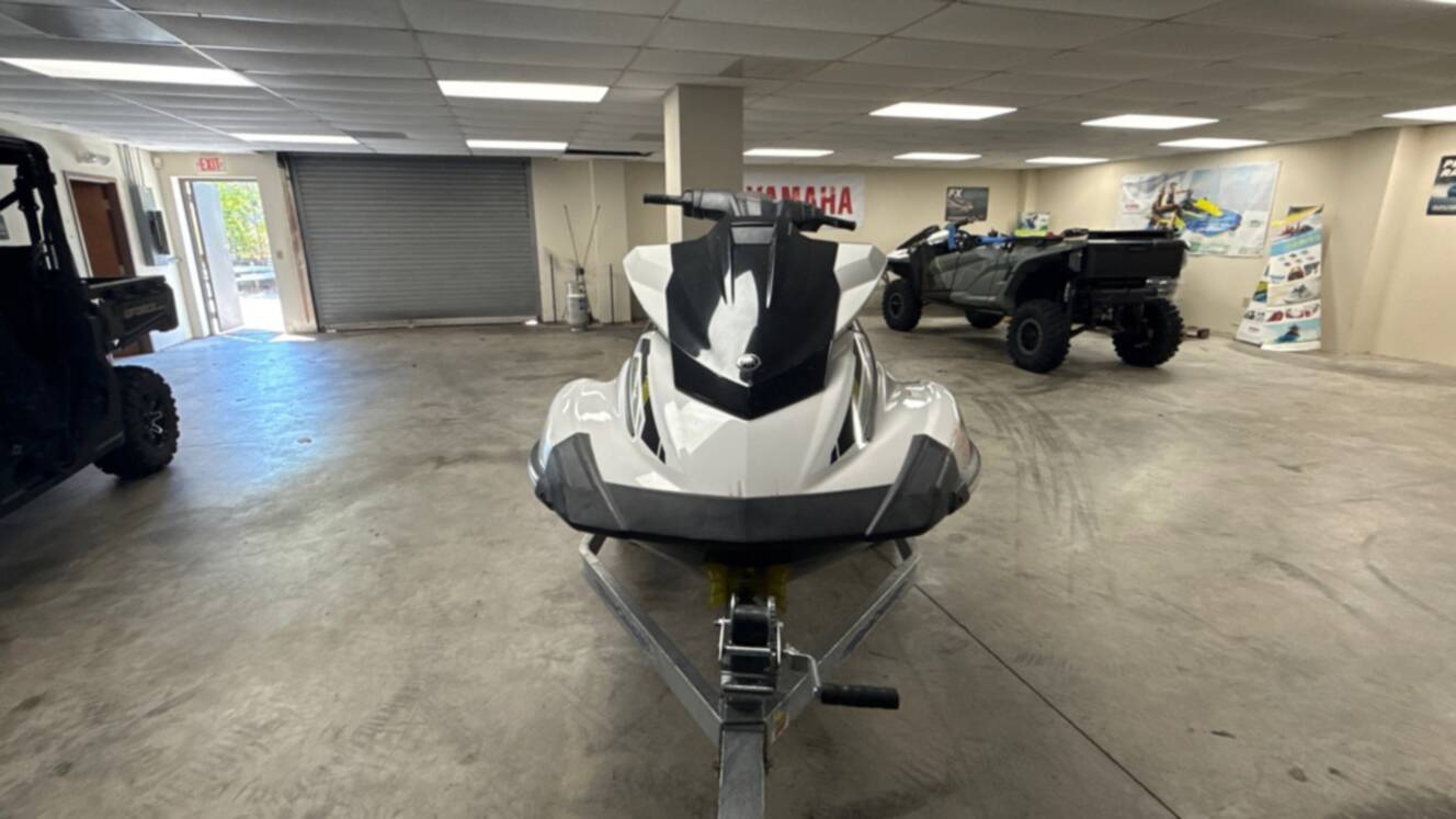 A photo of this 2017 Yamaha VX Cruiser HO