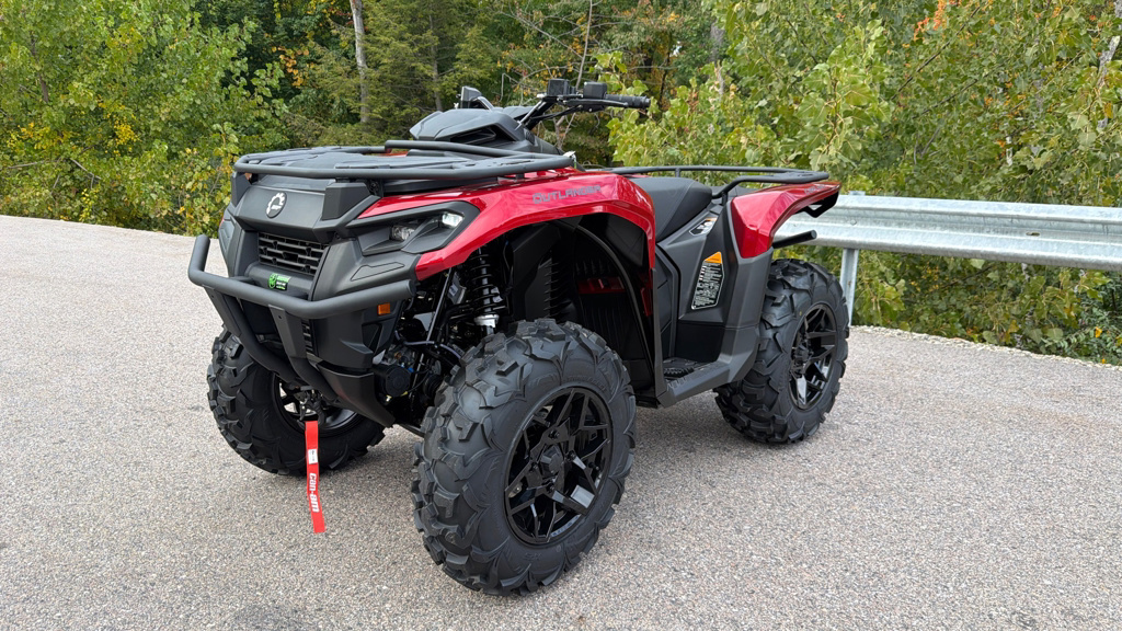 2027 Can-Am OUTLANDER XT 700 Recreation/Utility ATV