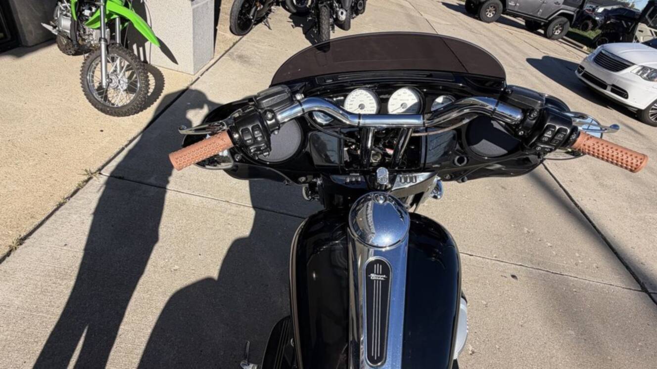 A photo of this 2017 Harley-Davidson  FLHXS - Street Glide Special Special