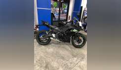 2025 Kawasaki Ninja® 650 Sportbike motorcycle