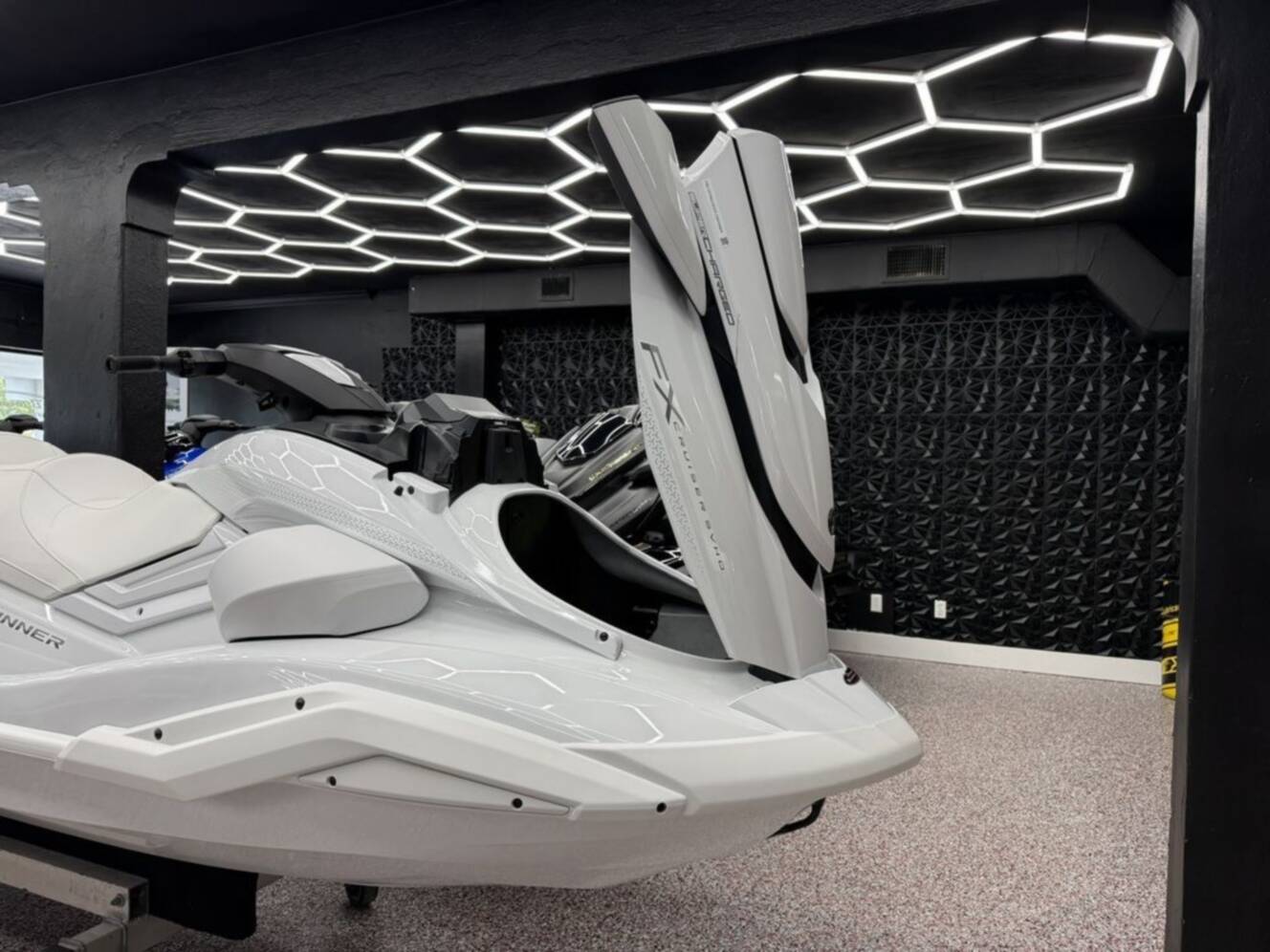 A photo of this 2026 Yamaha Waverunners FX Cruiser SVHO®
