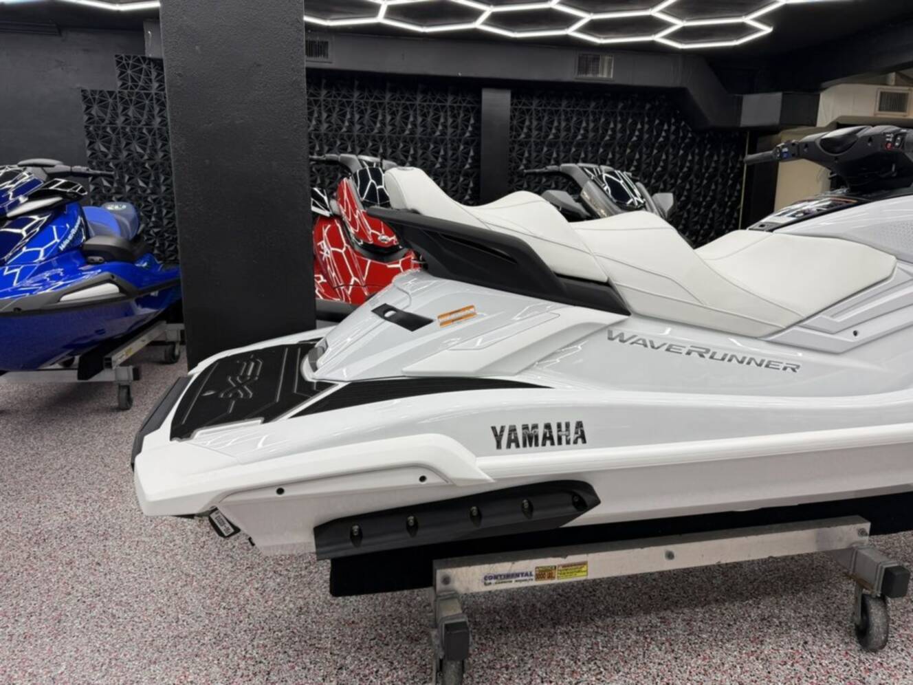 A photo of this 2026 Yamaha Waverunners FX Cruiser SVHO®