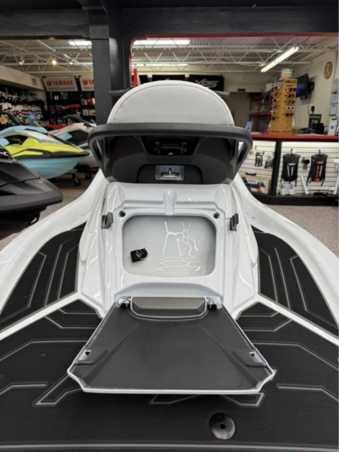 A photo of this 2026 Yamaha Waverunners FX Cruiser SVHO®