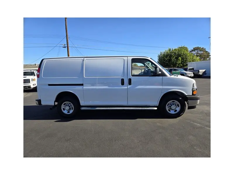 2021 CHEVROLET EXPRESS