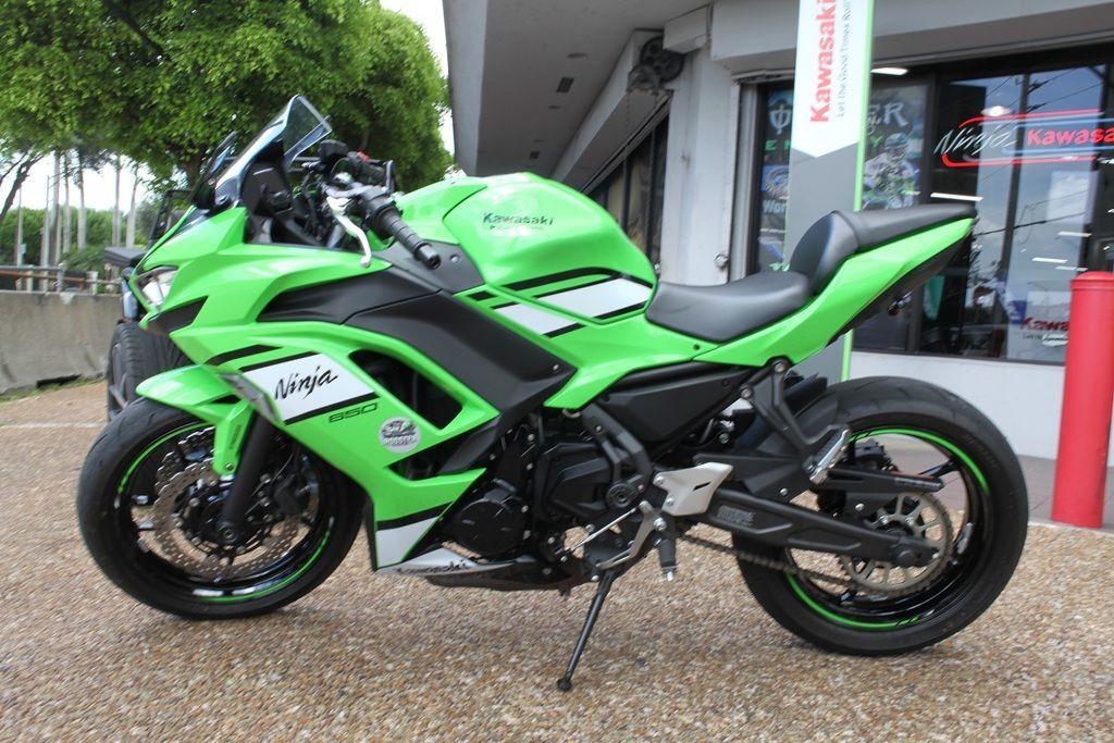 2025 Kawasaki Ninja® 650 KRT Edition ABS KRT EDITION in Hialeah, FL
