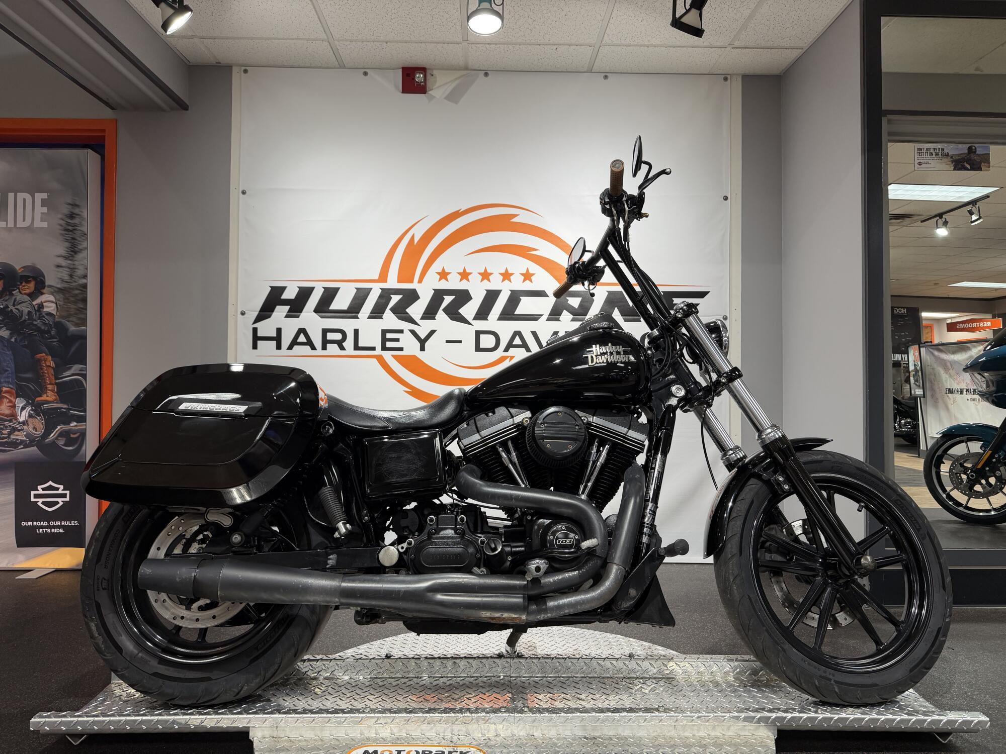 2017 Harley-Davidson Street Bob in Biloxi, MS