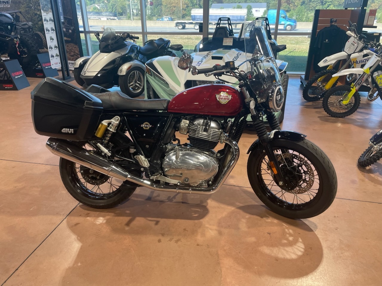 2023 Royal Enfield INT 650 STANDARD 650 in Walton, KY