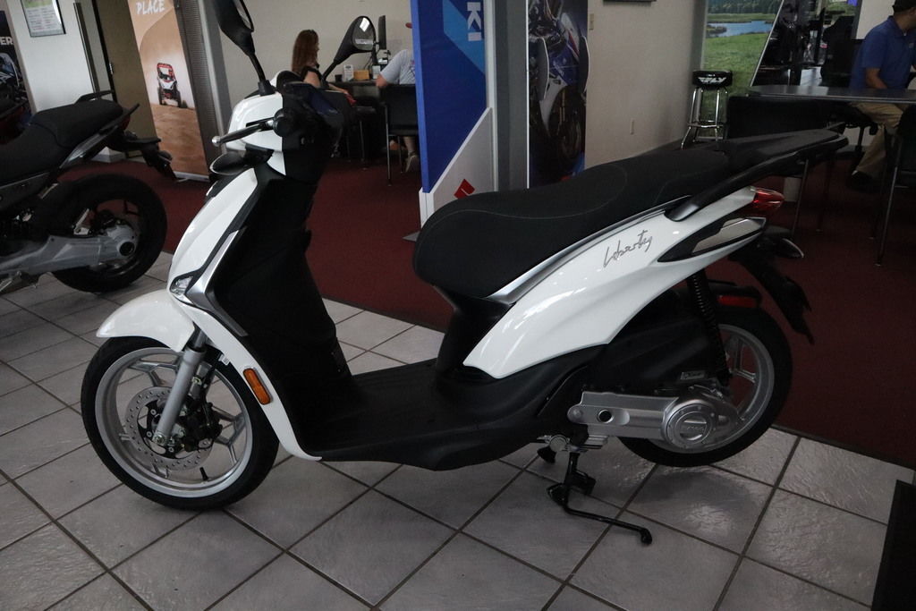2027 Piaggio LIBERTY 50 S IGET S 50 in Homosassa, FL