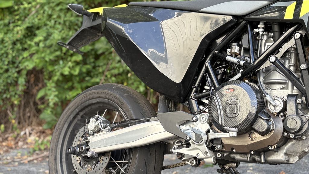 2024 Husqvarna® 701 Supermoto in waynesboro VA