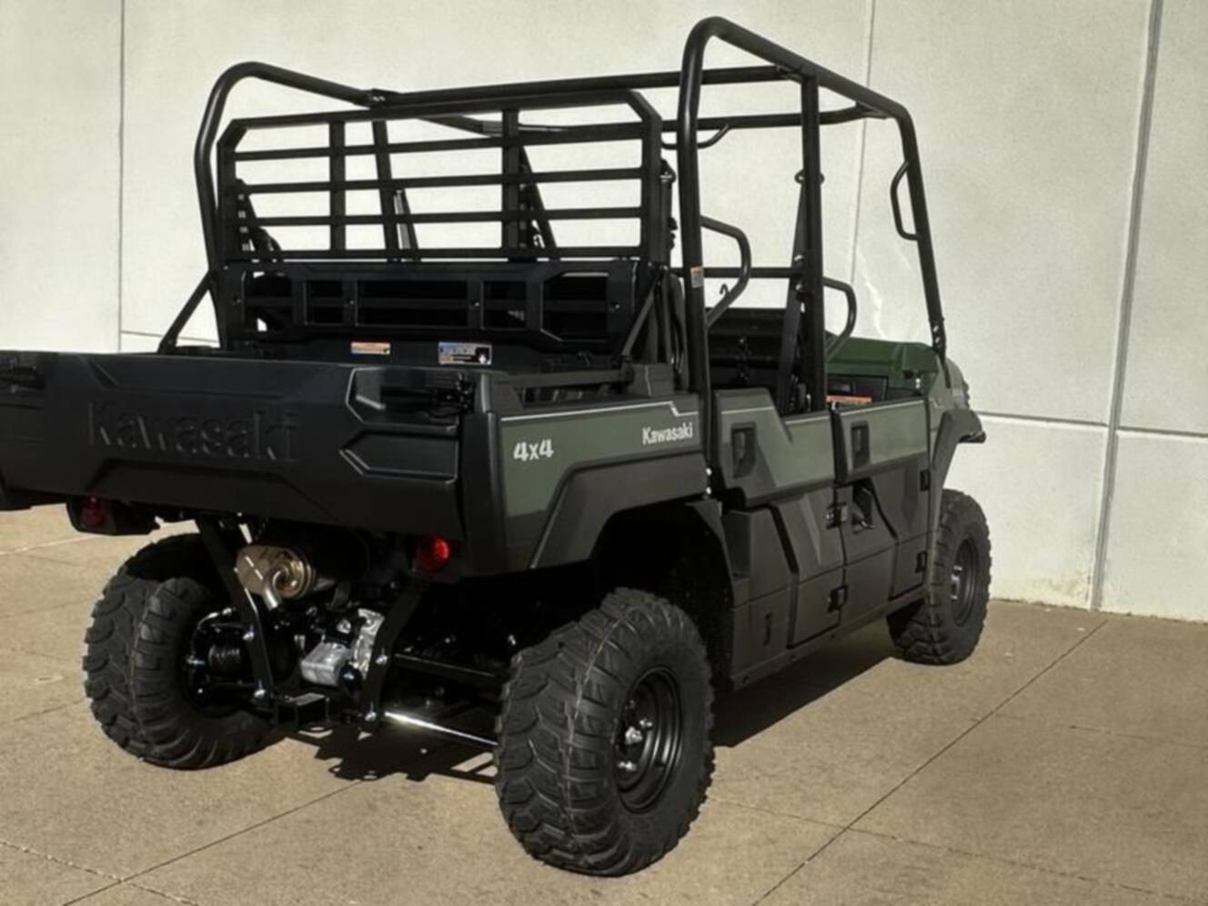 A photo of this 2025 Kawasaki Mule PRO-FXT 820 EPS