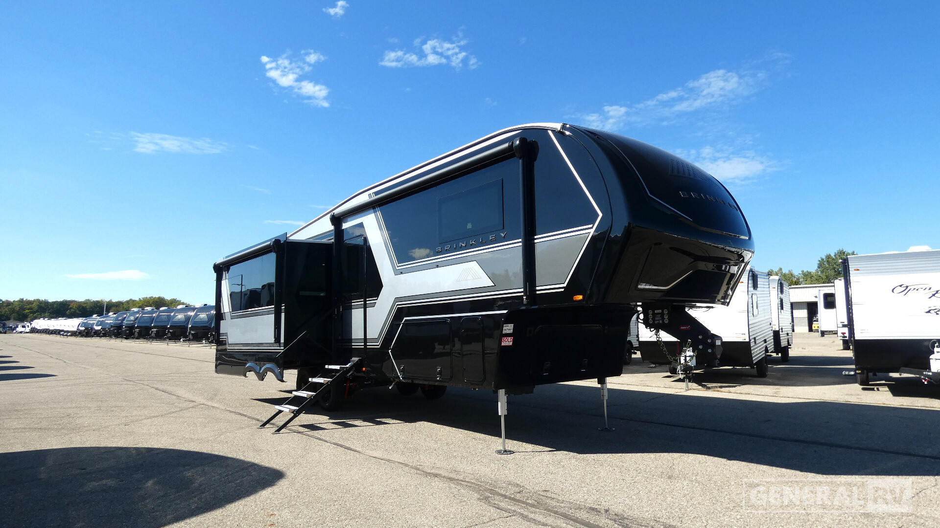 2027 Brinkley MODEL Z 3100 RV