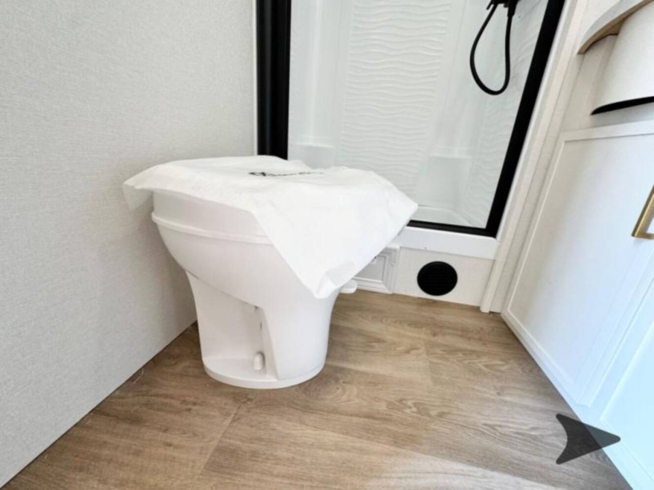 A photo of this 2027 Grand Design Transcend Xplor 285RKT