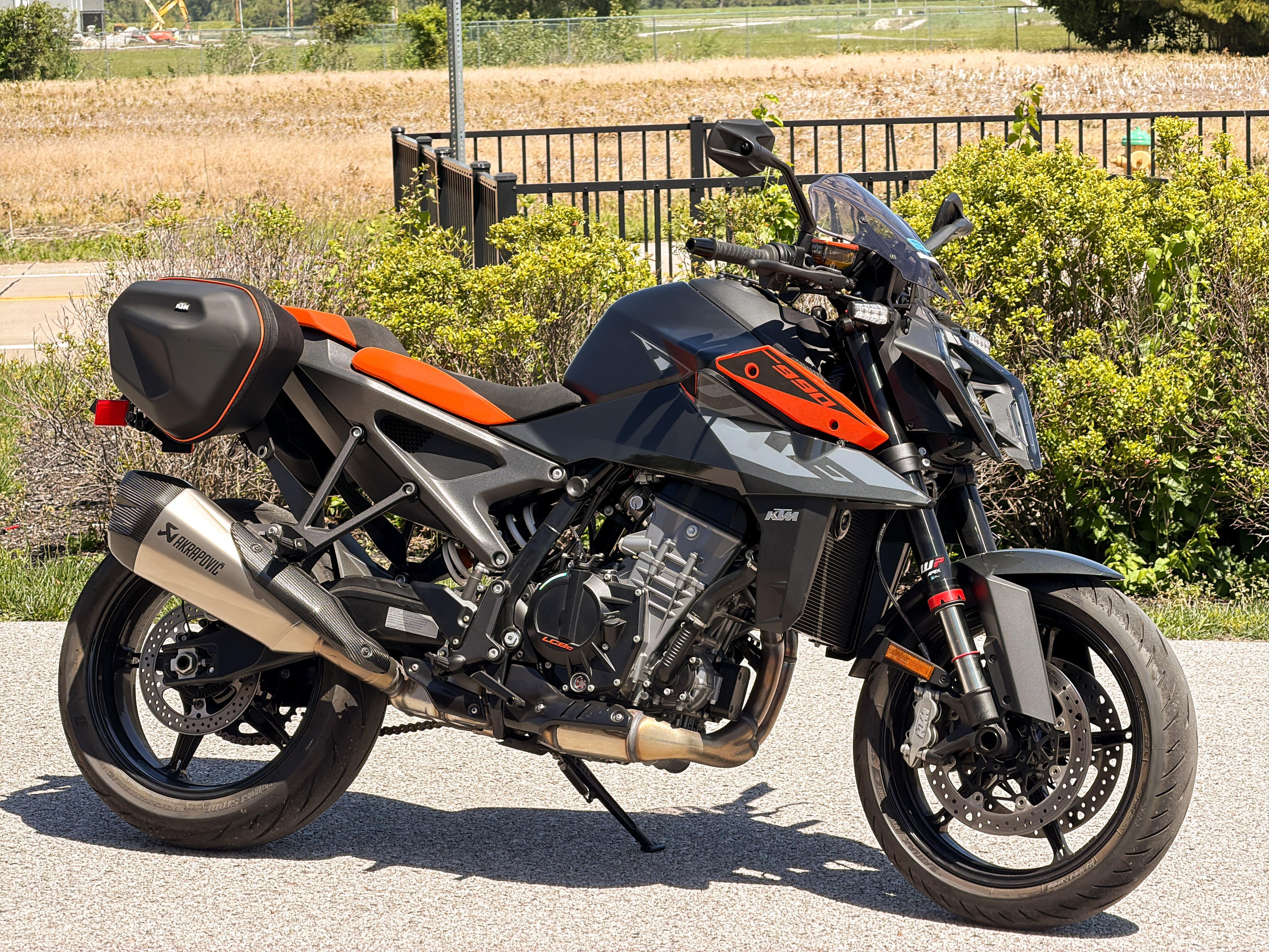 2024 KTM Duke 990 990 in Chesterfield, MO