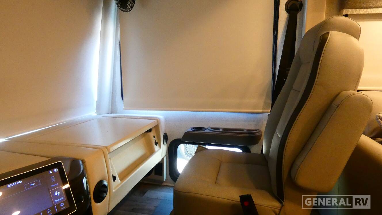 A photo of this 2026 Thor Motor Coach PALAZZO GT 33.5