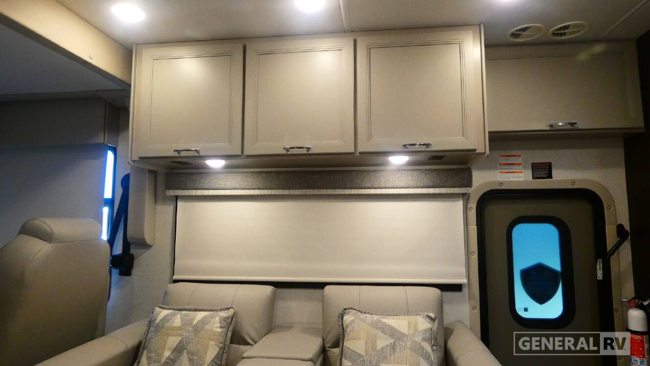 A photo of this 2026 Thor Motor Coach PALAZZO GT 33.5