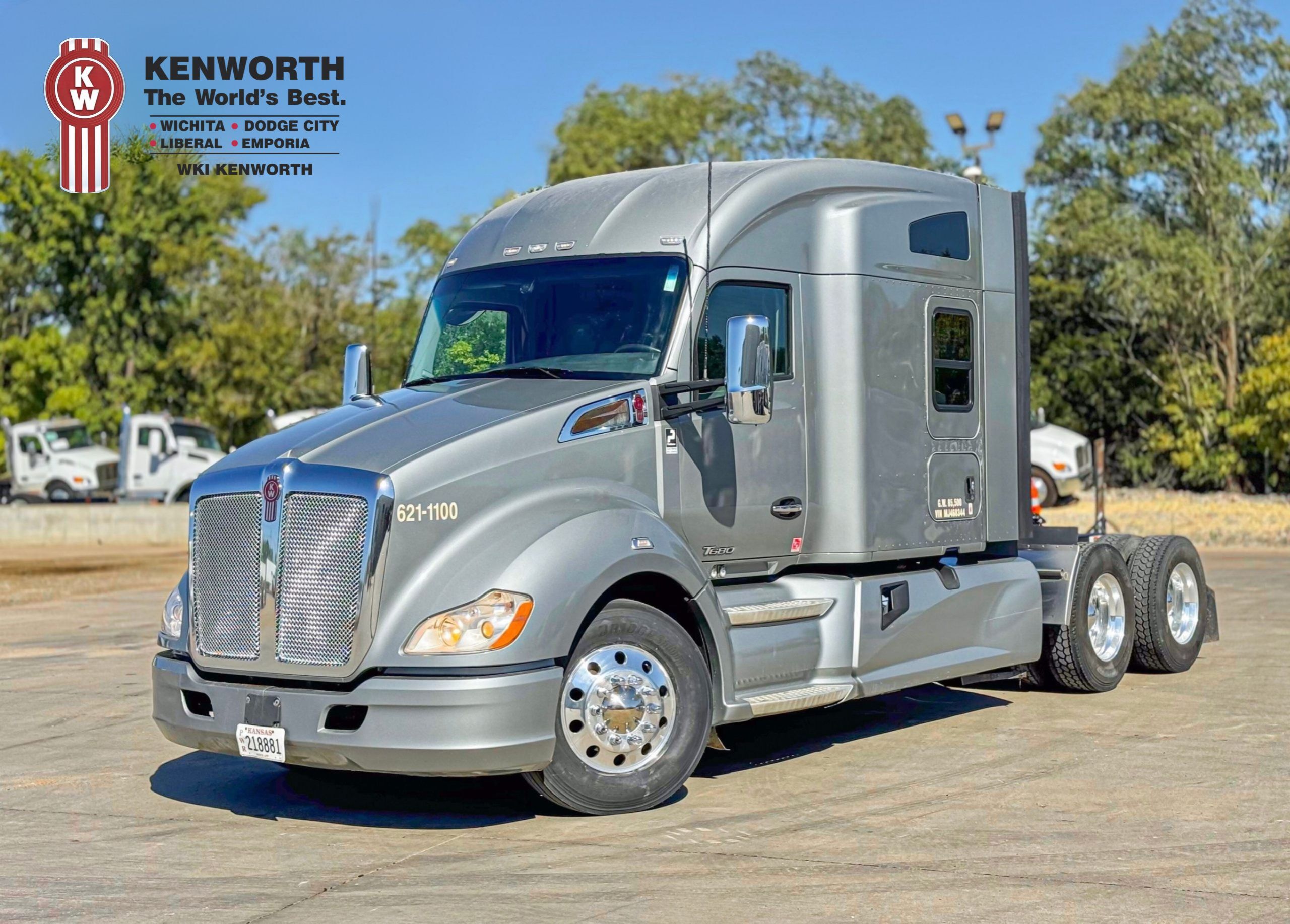 2021 KENWORTH T680 in Wichita, KS