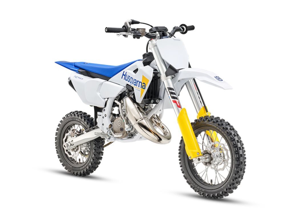 2027 Husqvarna® TC 50 50 in Belleville, NJ