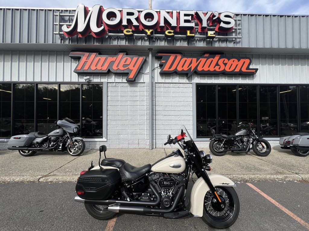 2022 Harley-Davidson® FLHCS - Heritage Classic 114 CLASSIC in New Windsor, NY