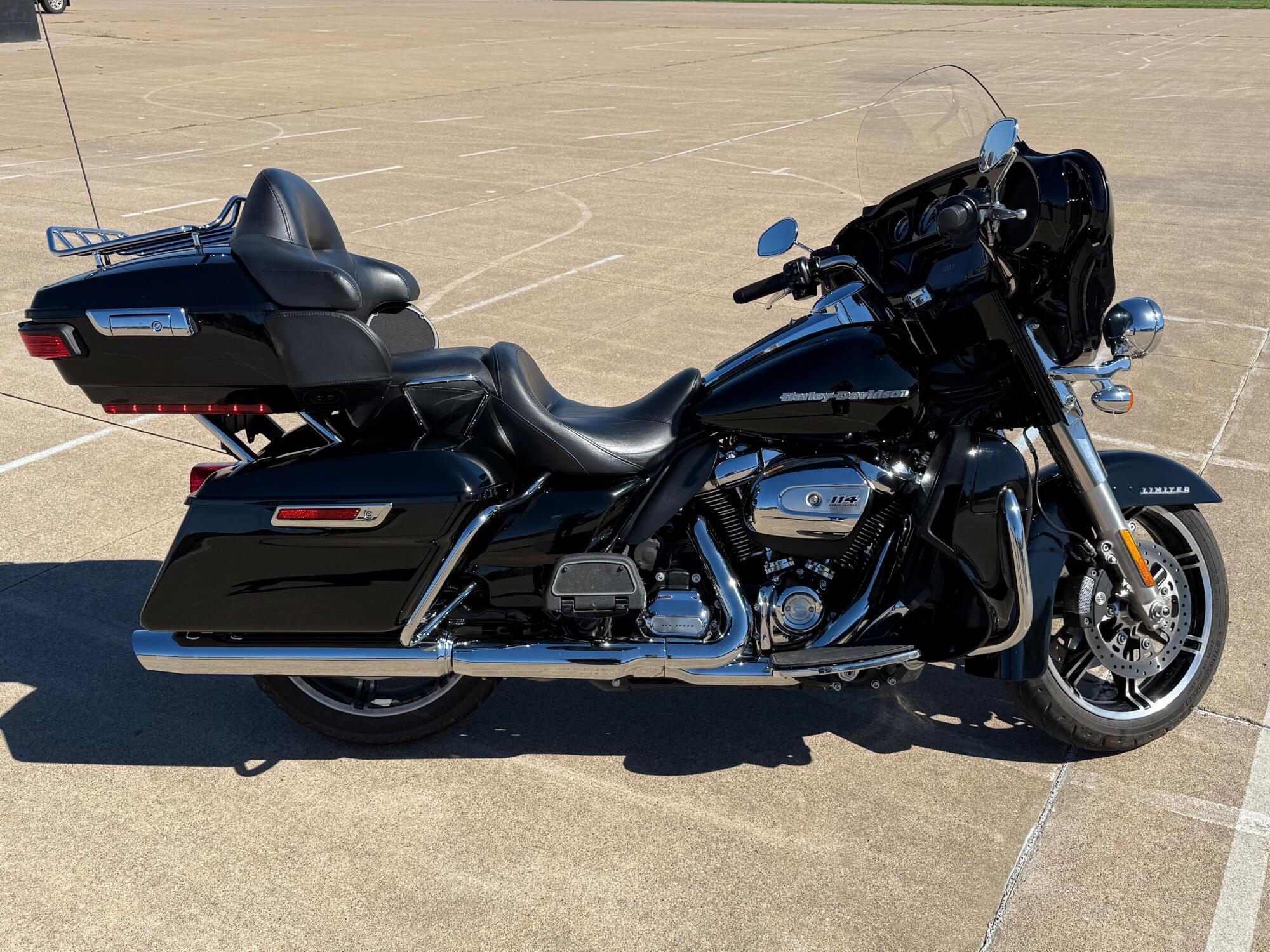 2020 Harley-Davidson Ultra Limited ULTRA LIMITED in Clinton, IA