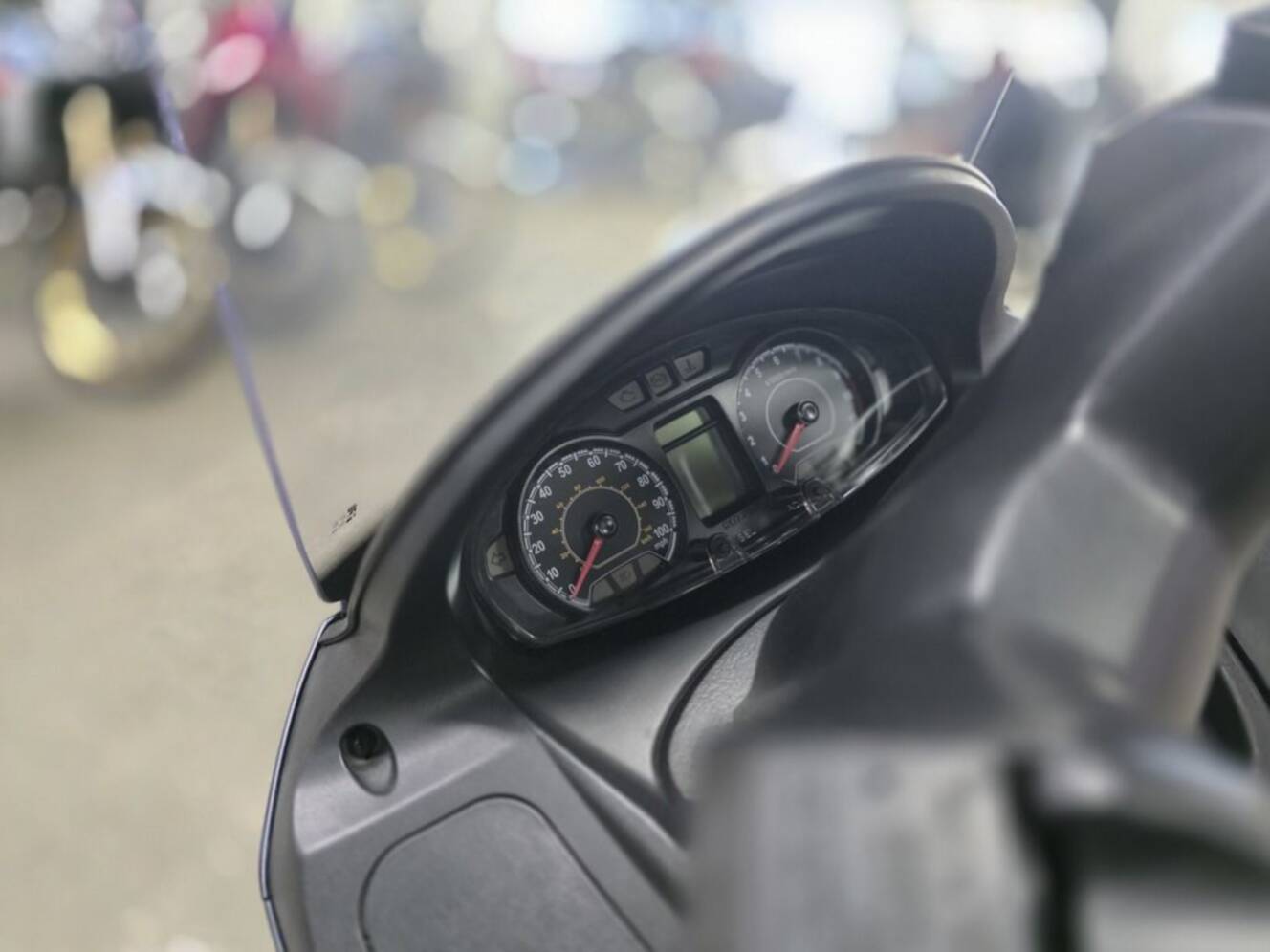 A photo of this 2022 Suzuki Burgman 200