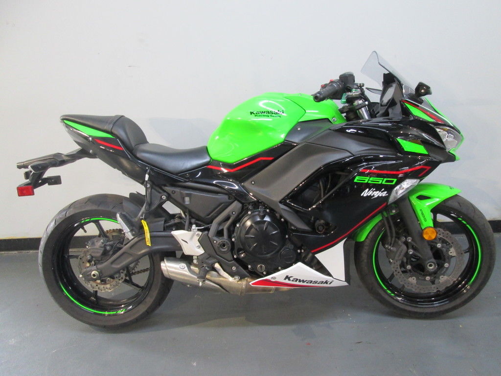 2022 Kawasaki Ninja® 650 KRT Edition 650 KRT in Lewis Center, OH