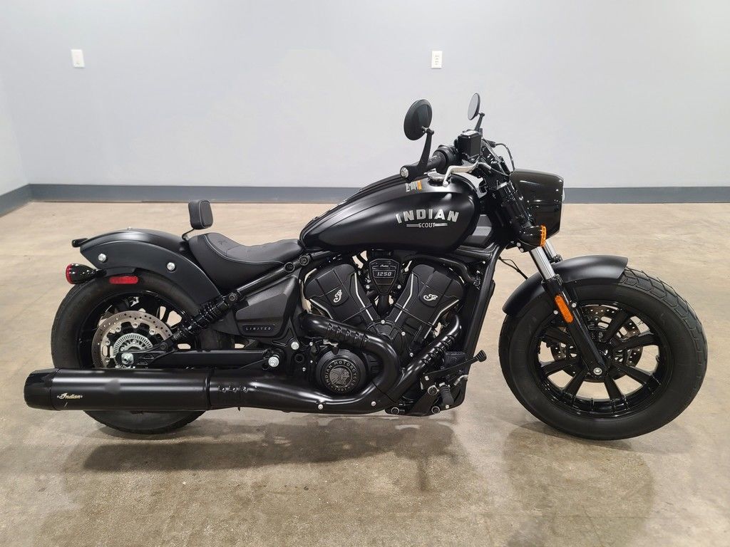 2025 Indian Motorcycle® Scout® Bobber Limited +Tech Black Smoke LIMITED + TECH in Birmingham, AL