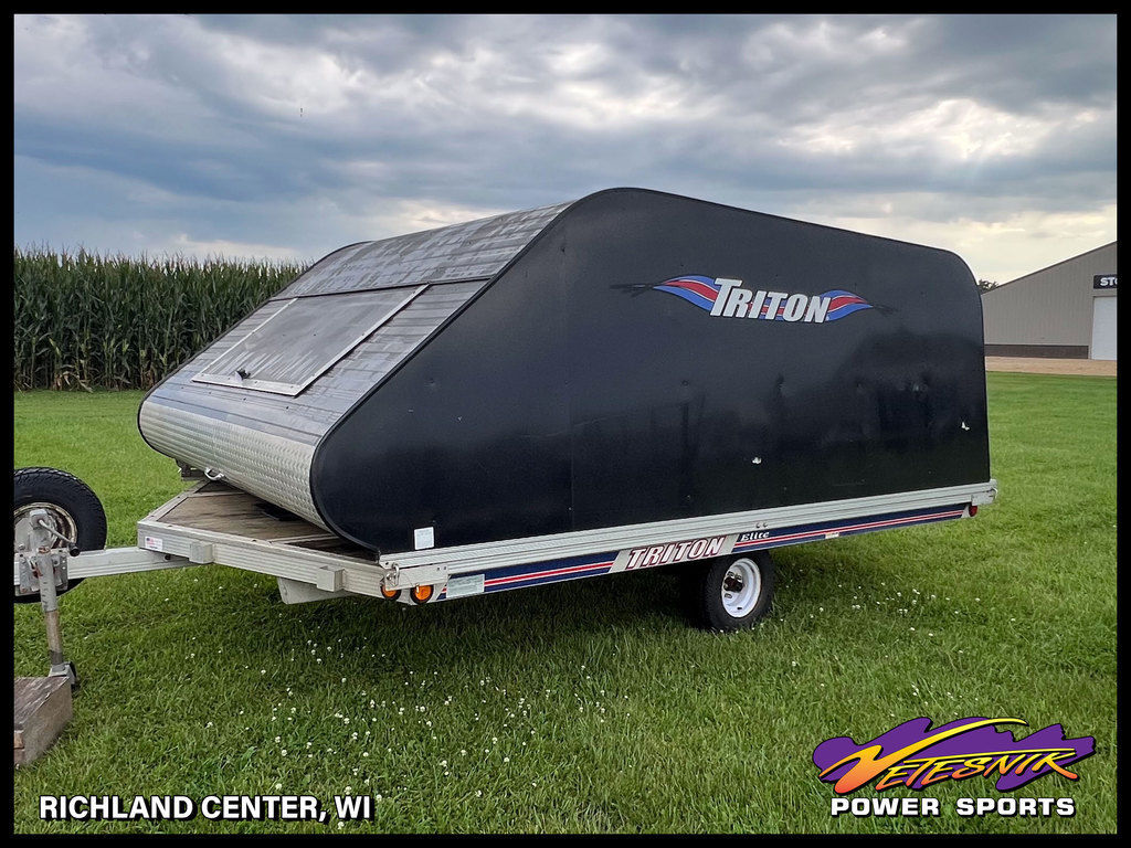 2005 Triton Trailers ELITE 12-101 ENCLOSED in richland center WI