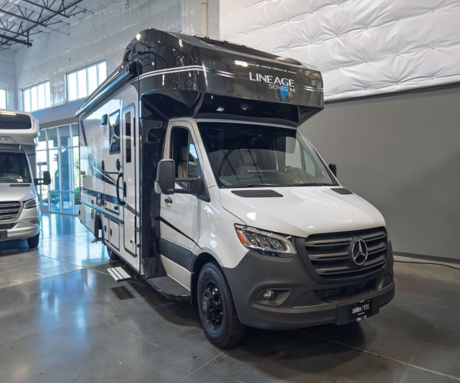 2025 Grand Design LINEAGE 25FW RV