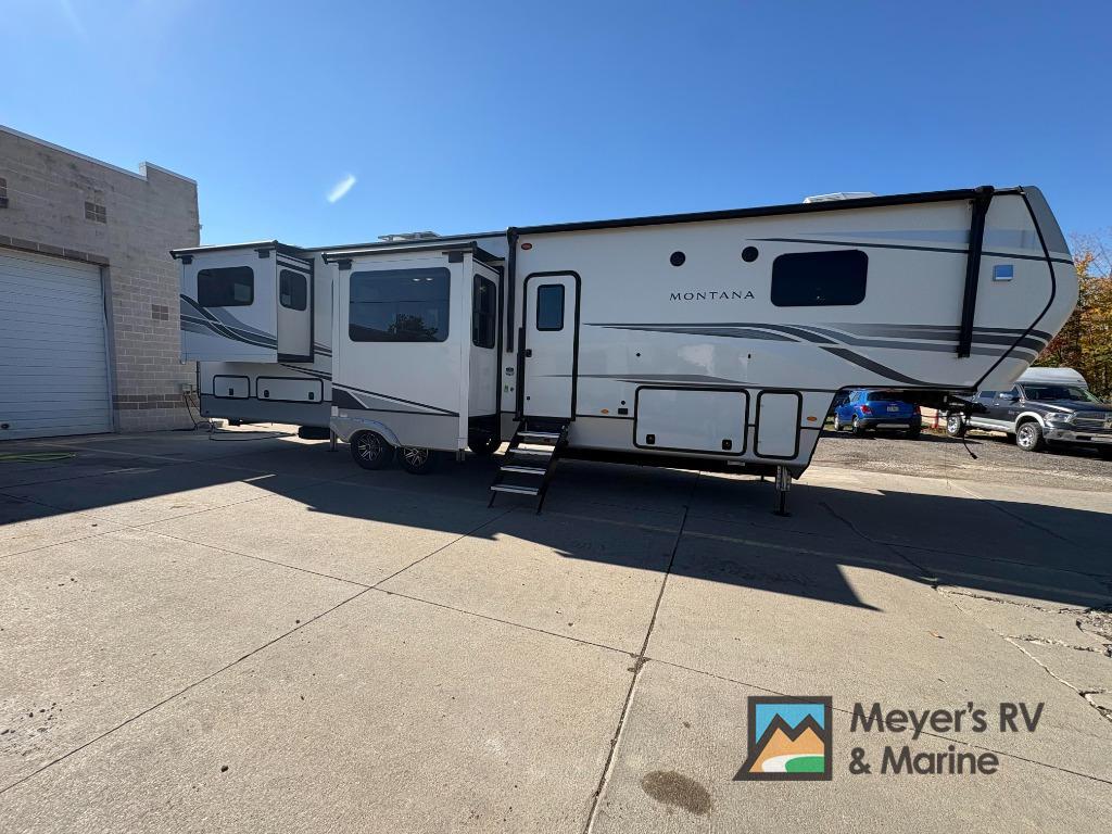 2023 Keystone Rv Montana 3793RD in madison OH
