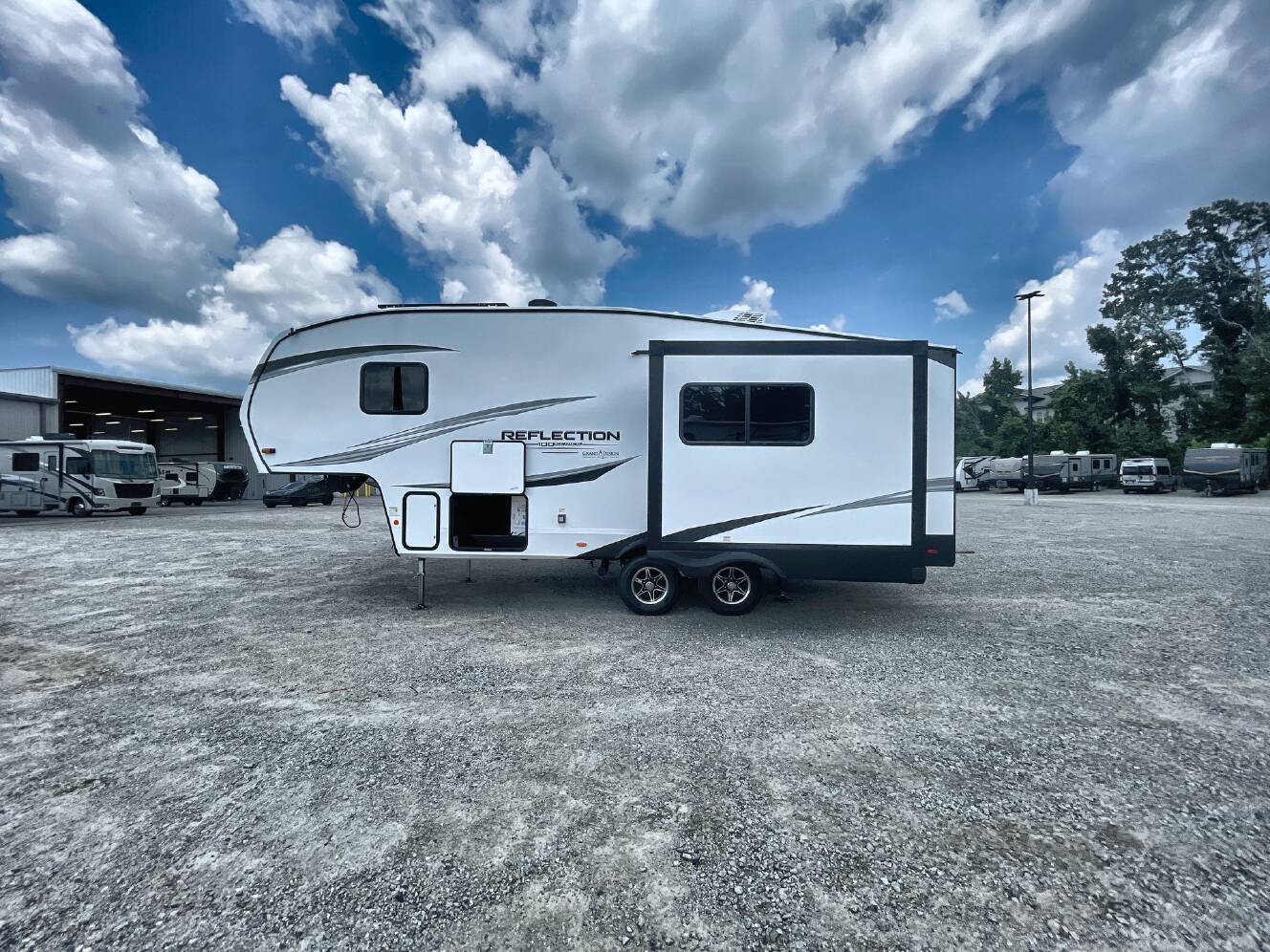 A photo of this 2025 Grand Design Reflection 100 Series 22RK