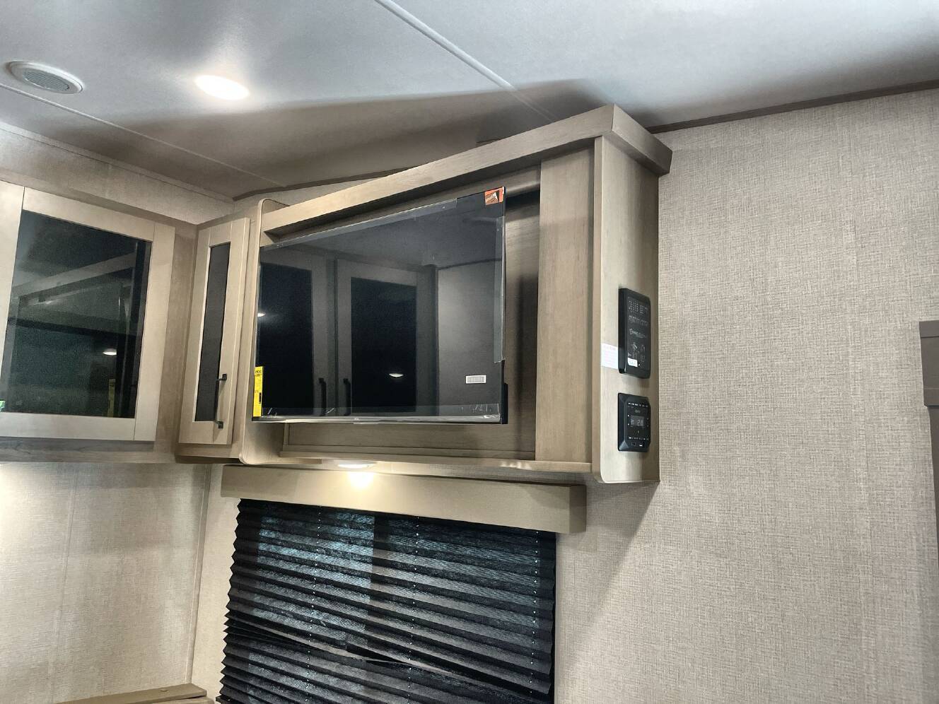 A photo of this 2025 Grand Design Reflection 100 Series 22RK