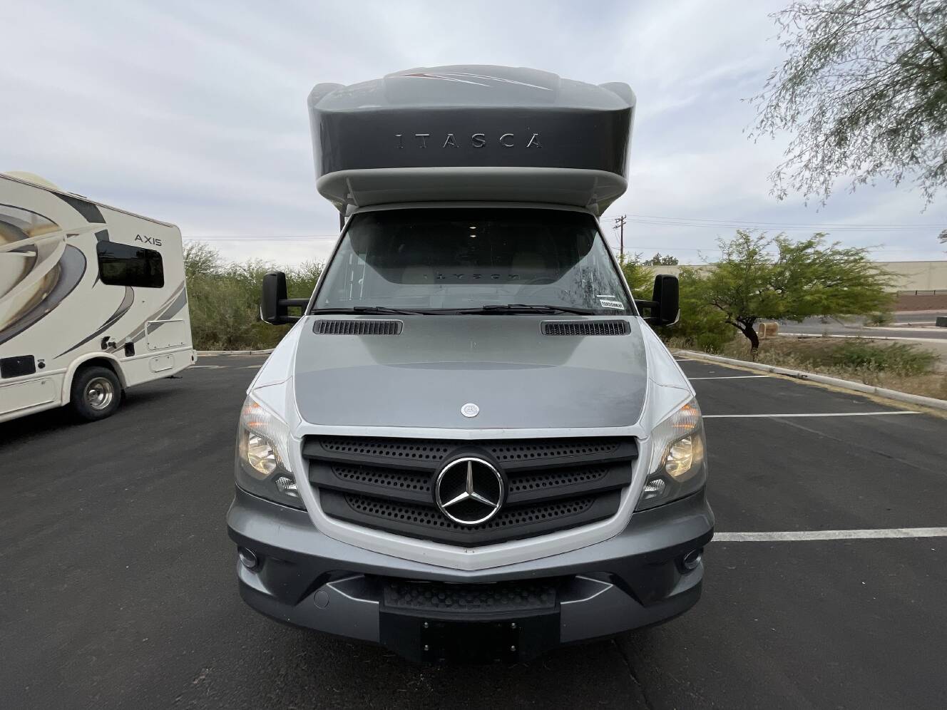 A photo of this 2015 Itasca NAVION 24V