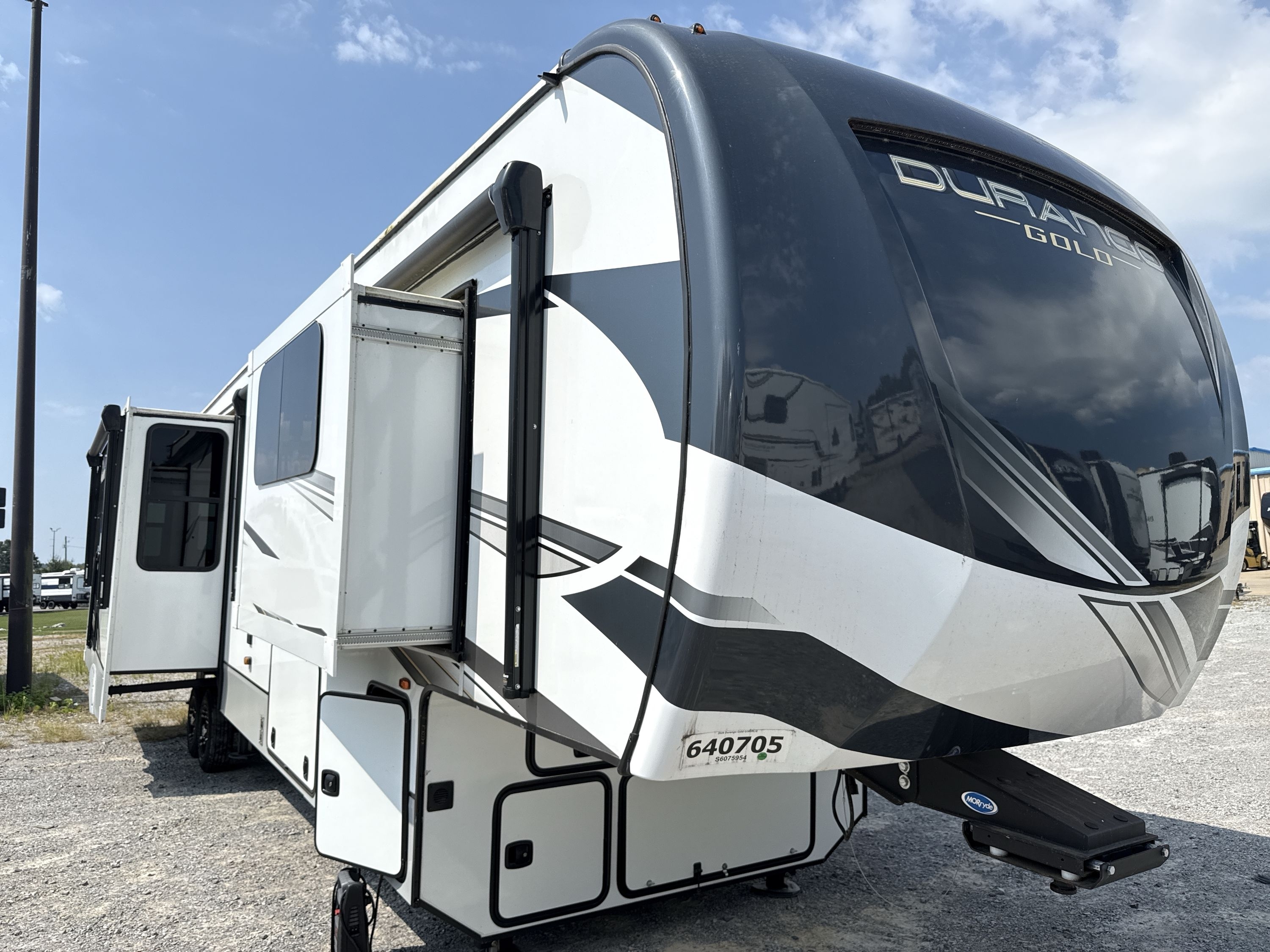 2025 K-Z Rv DURANGO GOLD 383RLQ RV
