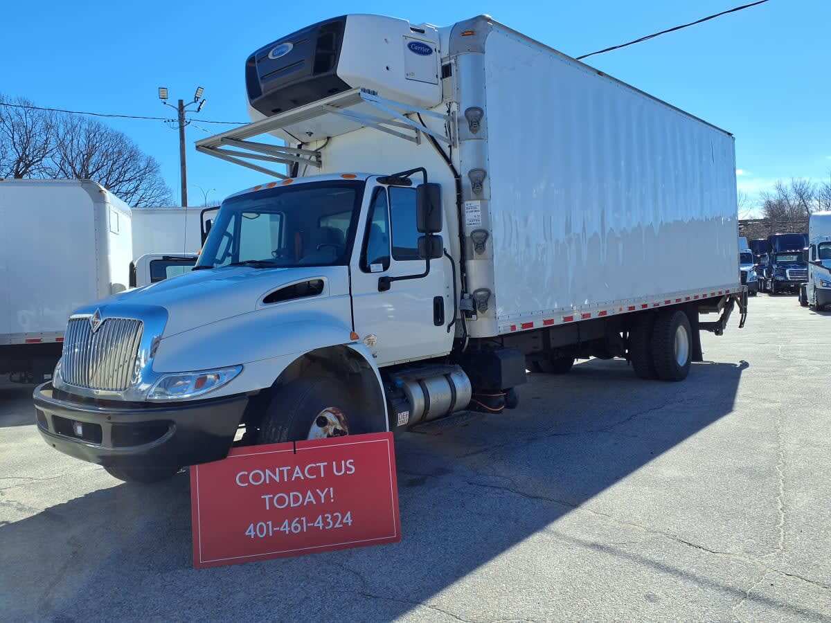 2019 INTERNATIONAL 4300 in Warwick, RI