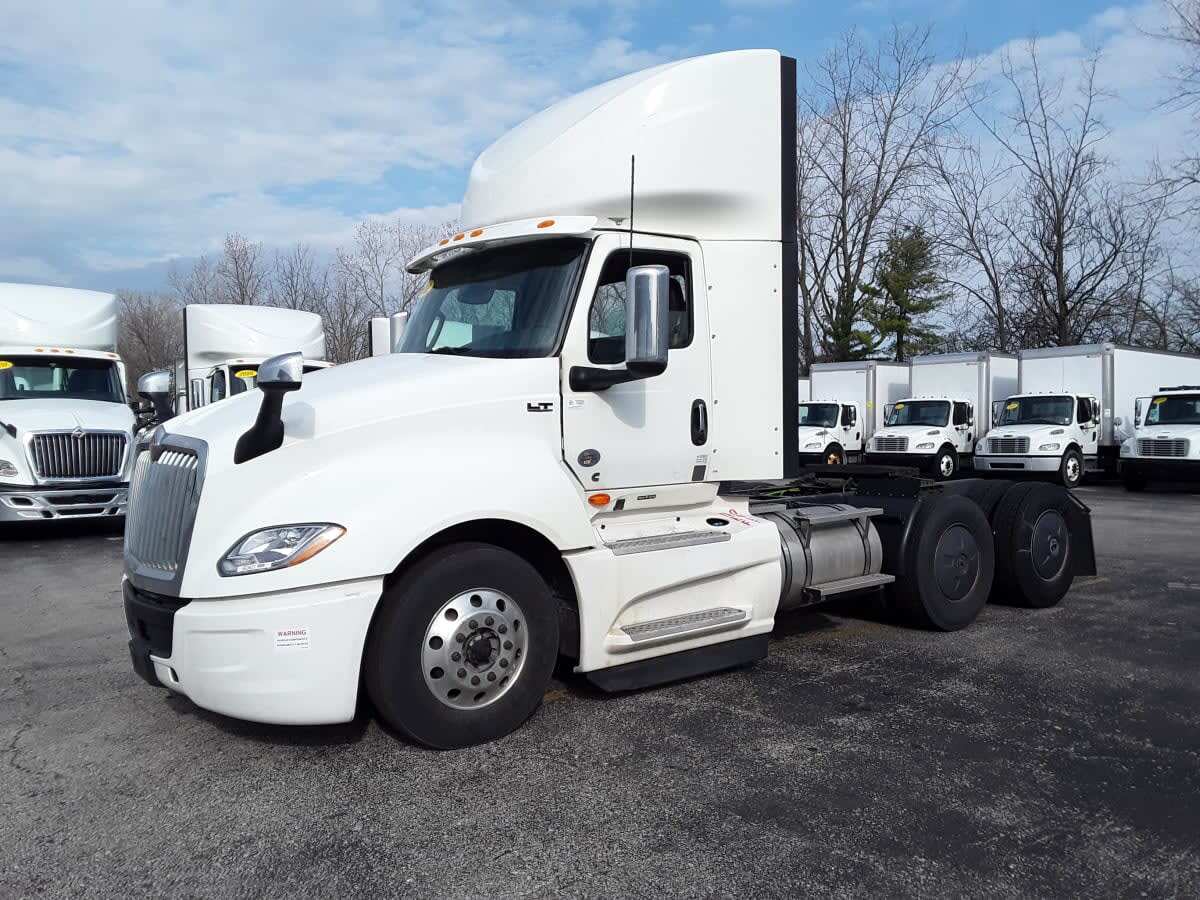 2022 INTERNATIONAL LT625 DAYCAB T/A in Hilliard, OH
