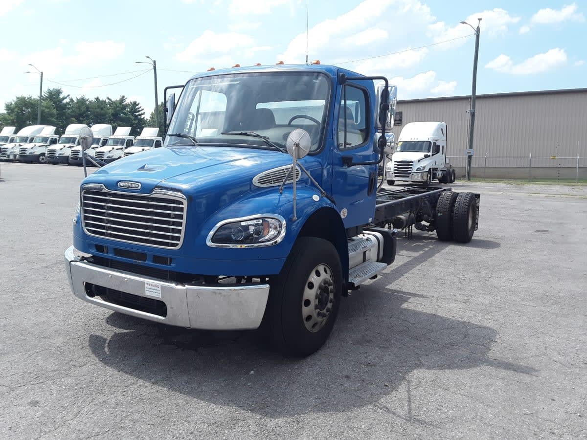 2020 FREIGHTLINER BUSINESS CLASS M2 106 in Nashville, TN