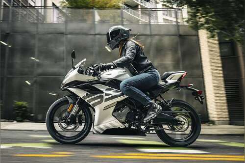2026 CFMOTO 300SS in bloomsburg PA