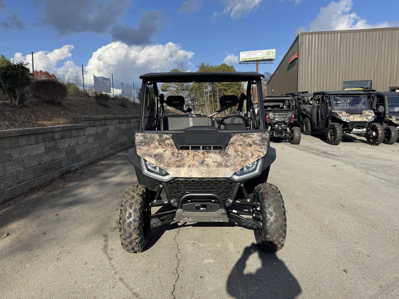 A photo of this 2025 Segway Powersports UT6 S