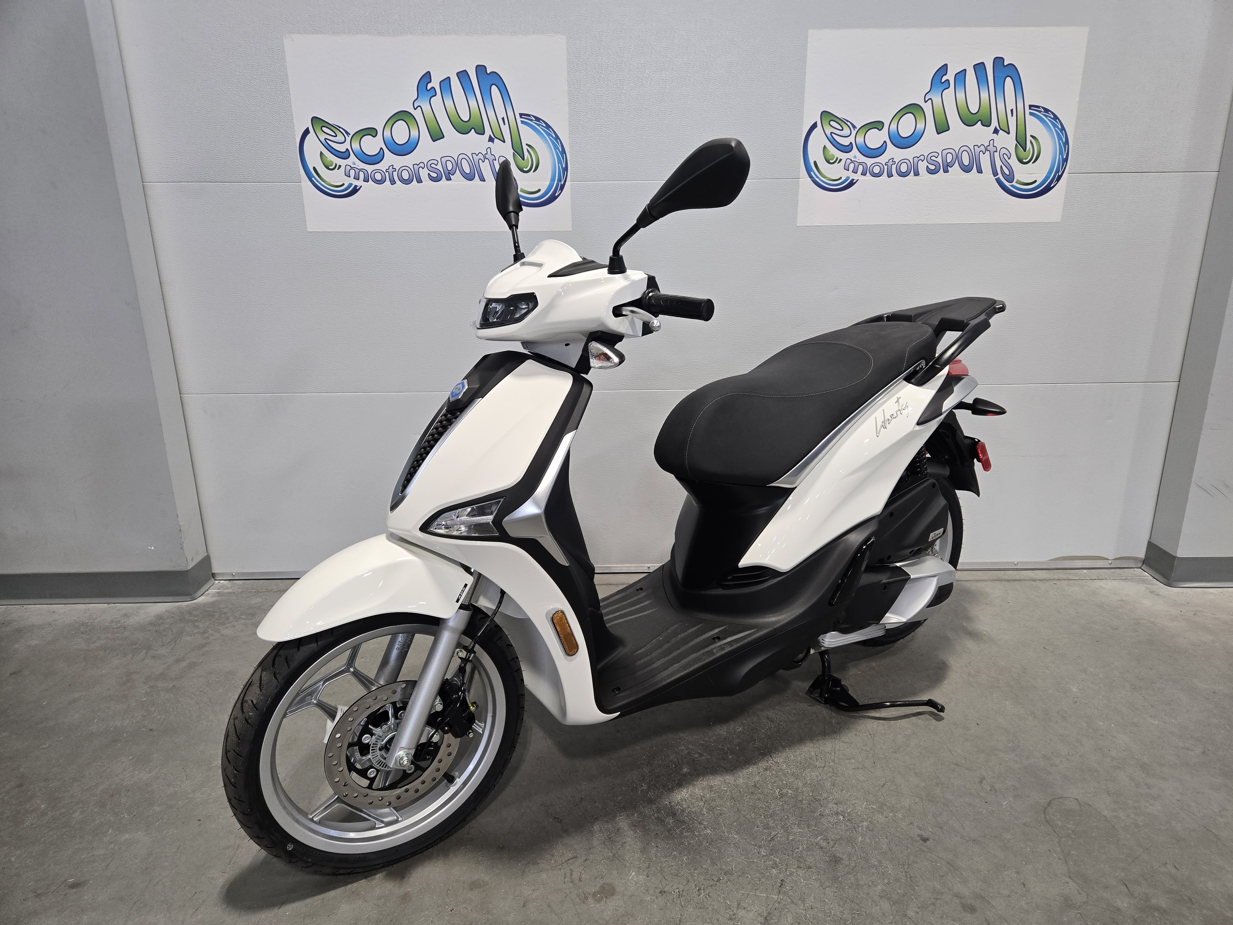 2027 Piaggio Liberty 150 150 in Forest Lake, MN