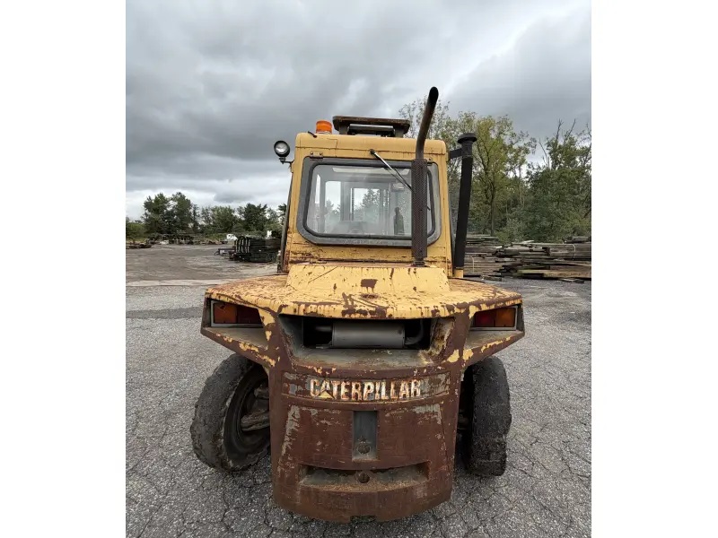 2002 CATERPILLAR DP70