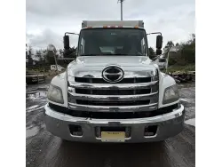2016 HINO 268