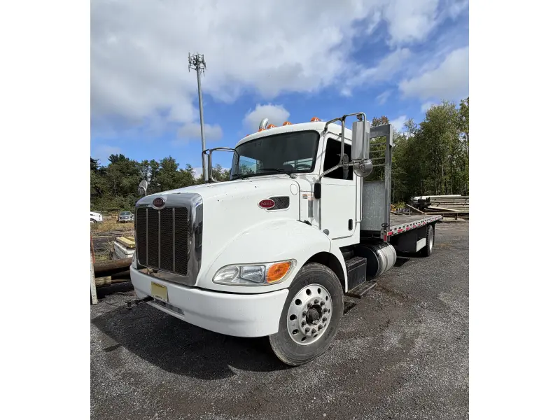 2018 PETERBILT 337
