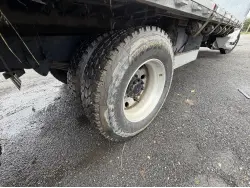 2018 PETERBILT 337