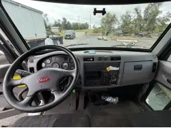 2018 PETERBILT 337