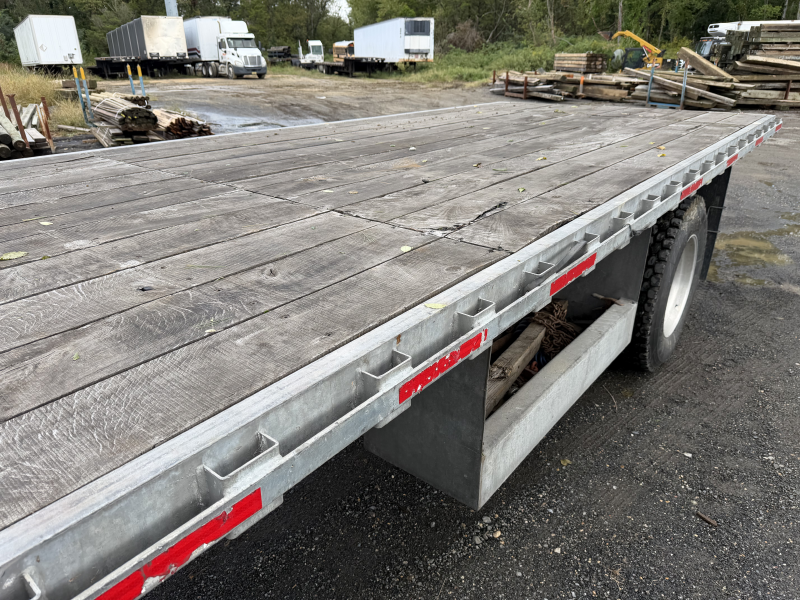 2018 PETERBILT 337