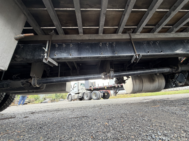 2018 PETERBILT 337