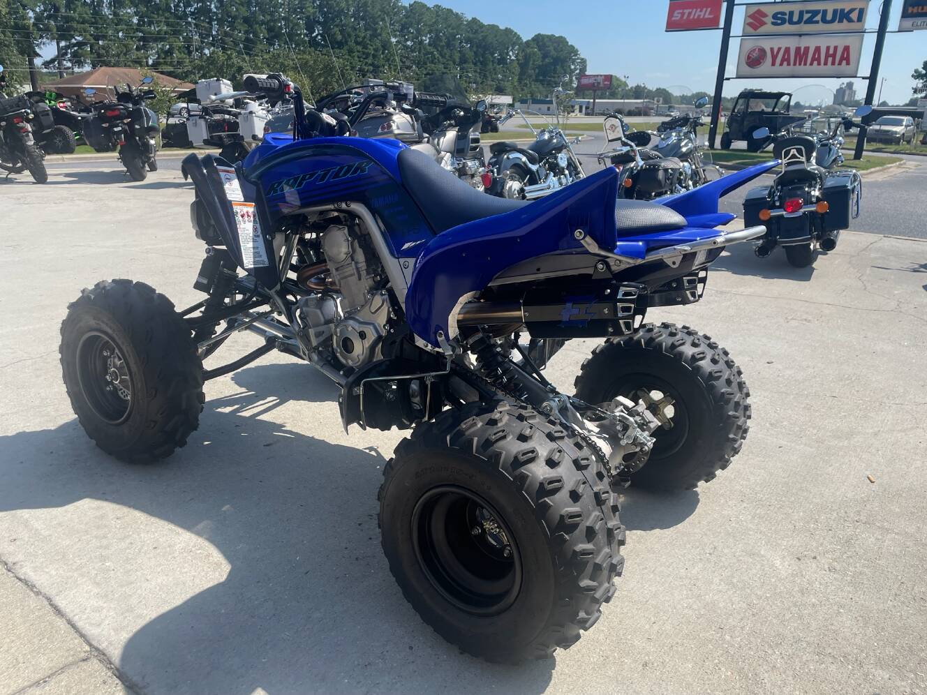 A photo of this 2024 Yamaha Raptor 700R