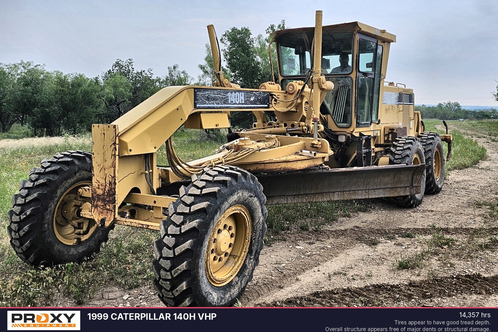 1999 CATERPILLAR 140H VHP in Fort Worth, TX