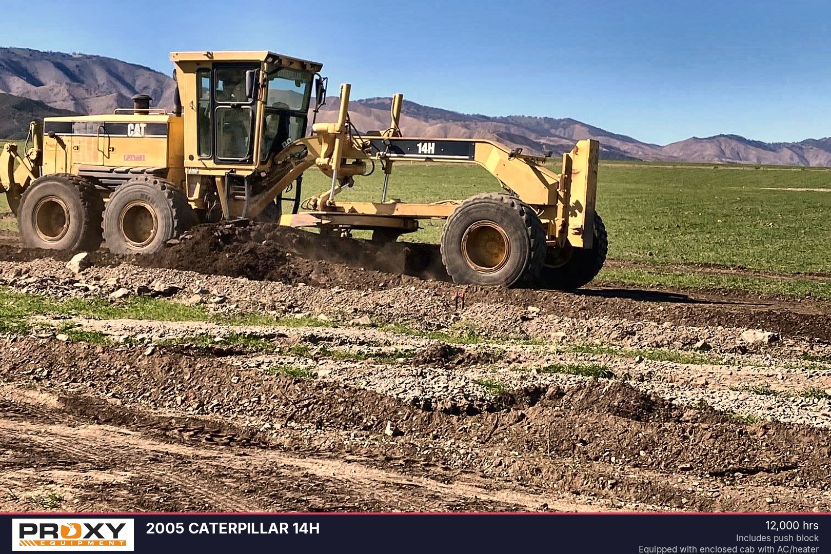 2005 CATERPILLAR 14H in Bakersfield, CA